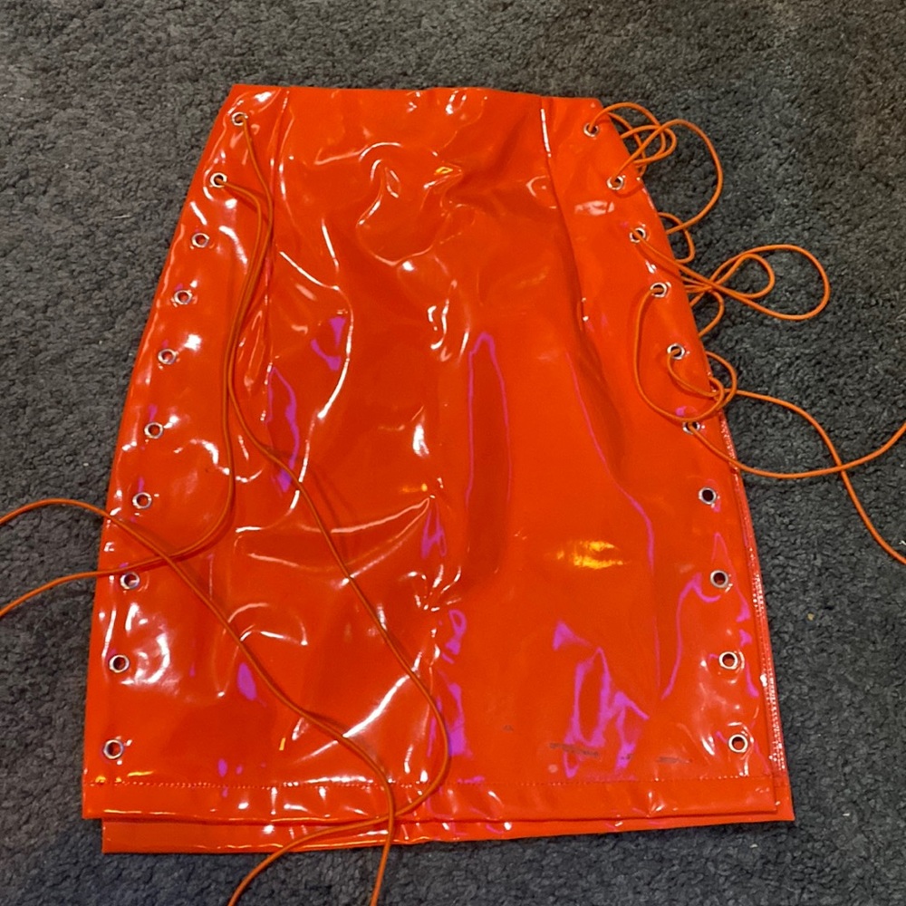 Lace up side skirt bright orange